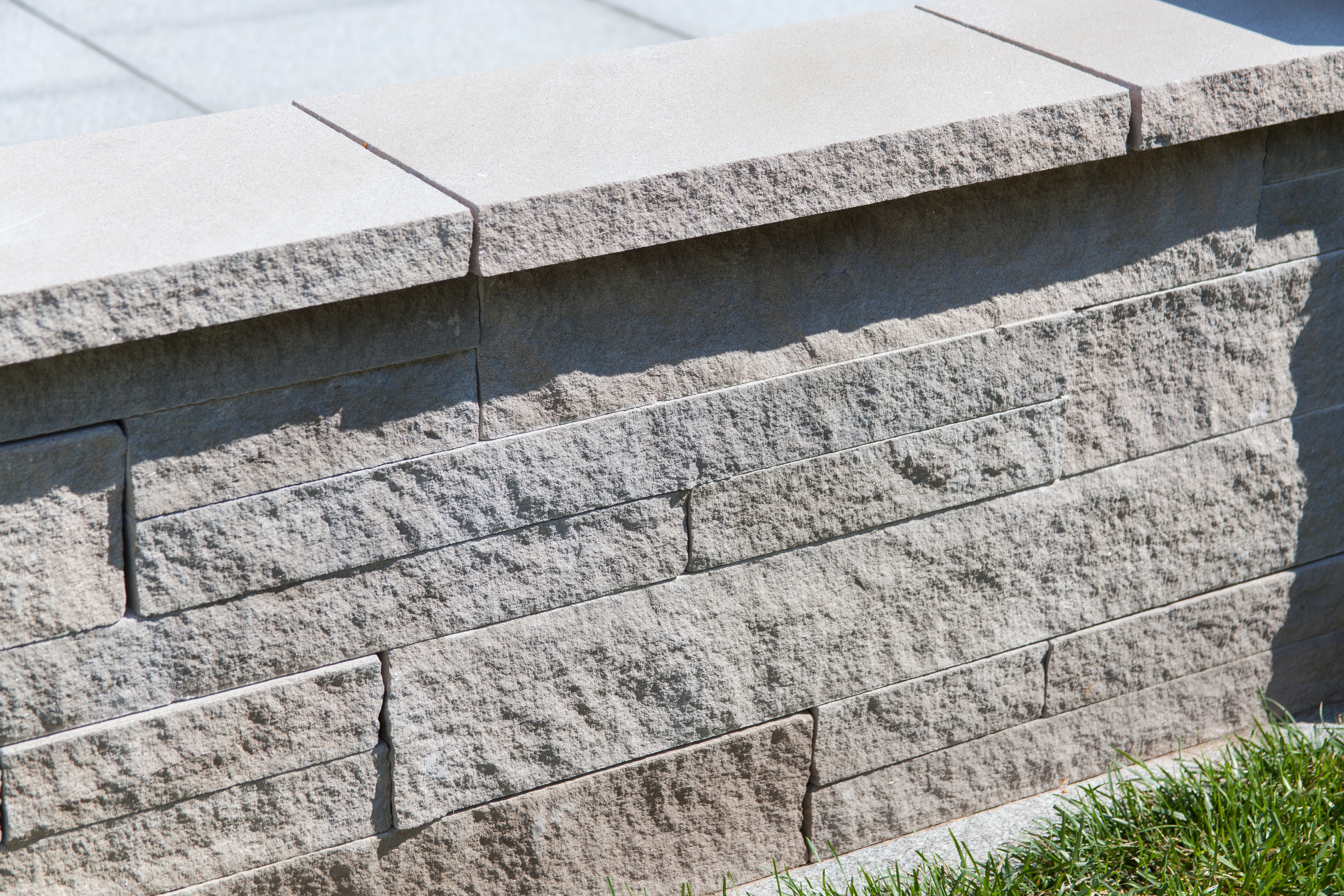 limestone-wall-garden-landscaping-wall-stone